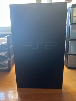 PlayStation 2 (PS2) Negra + 2 mandos