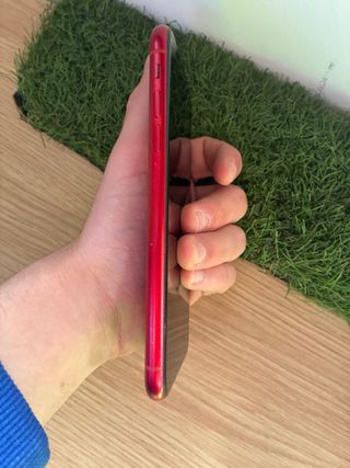 iPhone XR 128GB Rosso