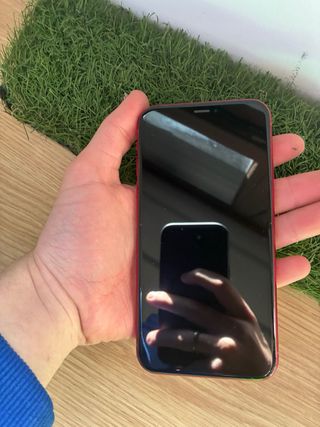 iPhone XR 128GB Rosso
