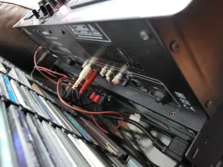 Etapa de Potencia IMG Stage Line 1000W y mesa mezc