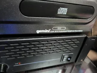 Etapa de Potencia IMG Stage Line 1000W y mesa mezc