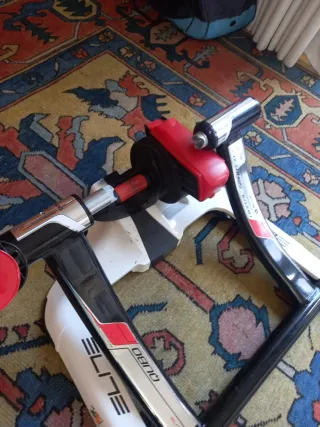 Rodillo Élite QUBO Inteligente