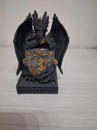 Statuetta drago in resina