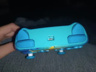 Mando Nintendo Switch Azul y Morado