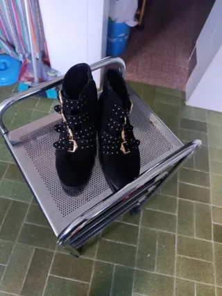 Botines Sergio Todzi Rock Hebillas Tachuelas 39