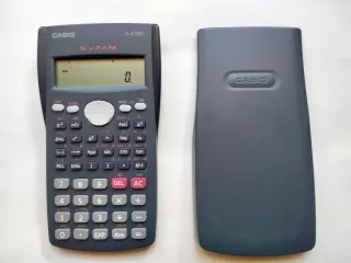 Calculadora Científica Casio fx-82MS