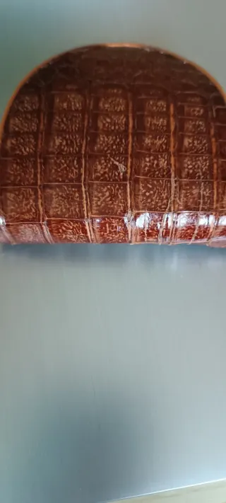 Portamonete in pelle effetto coccodrillo