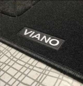 + Mercedes Viano Alfombrillas a medida