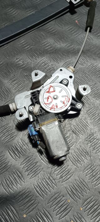 Elevalunas Delantero Derecho Captiva 2009