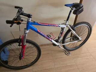Bicicleta de Montaña KENIUM