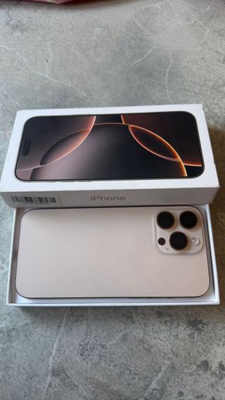 iPhone 16 Pro Max - Batería 100% Seguro de un año