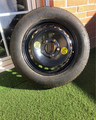 Rueda de repuesto. BMW E36