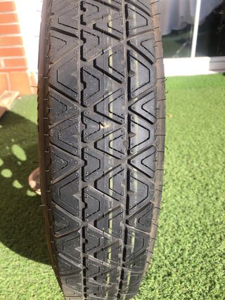 Rueda de repuesto. BMW E36