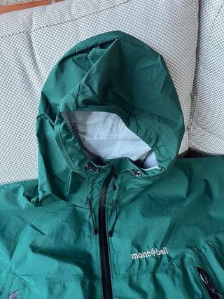 Chaqueta Montbell Verde Impermeable
