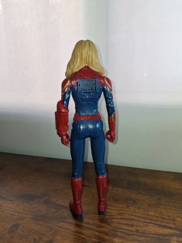 Figura Capitana Marvel