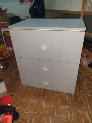 Cuna bebé + cómoda bebé con bañera