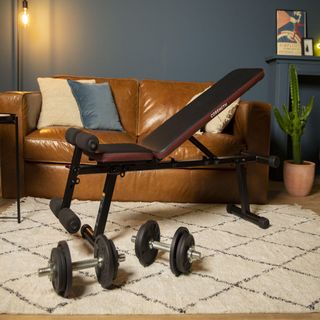 Banco de pesas y abdominales inclinable plegable Decathlon