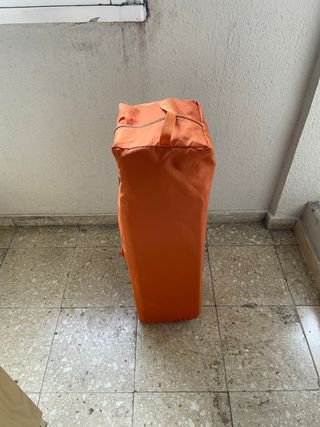 Cuna de viaje plegable naranja