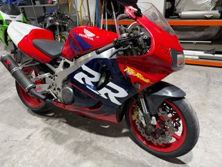 Honda CBR 900 RR Fireblade
