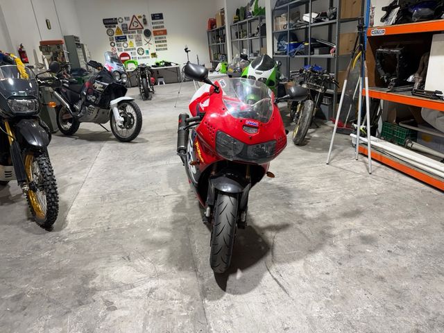 Honda CBR 900 RR Fireblade