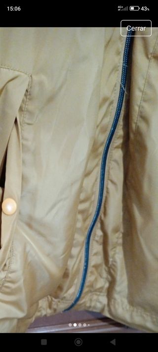 Parka ligera chico mostaza