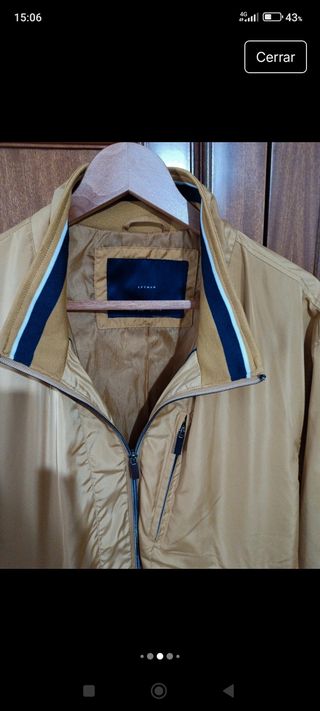 Parka ligera chico mostaza