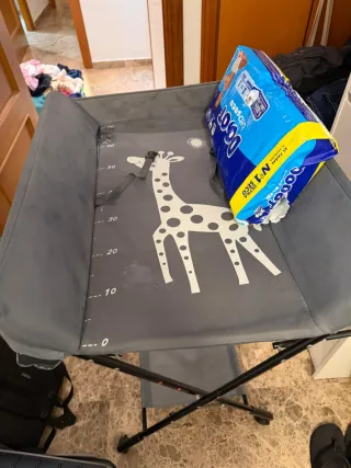 Cambiador bebé + bañera + silla