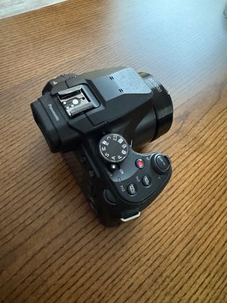 Cámara Panasonic DC-FZ83 Negra