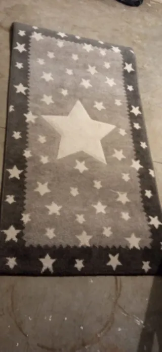 2 Tappeti a stella grigi e bianchi