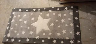 2 Tappeti a stella grigi e bianchi