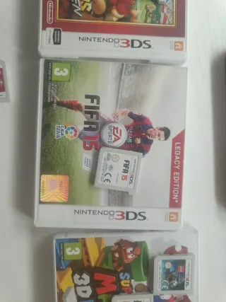 Nintendo 3DS XL Negra y Roja + 5 Juegos