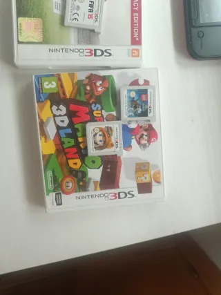 Nintendo 3DS XL Negra y Roja + 5 Juegos