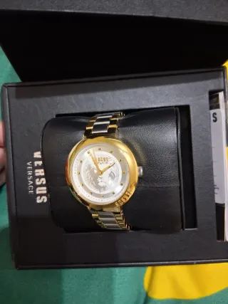 Reloj Versus Versace Oro y Plata