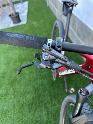 Bicicleta BTT Carbono 29”