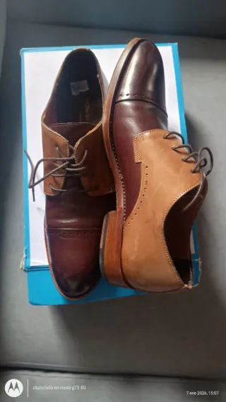 Zapatos de vestir marrones