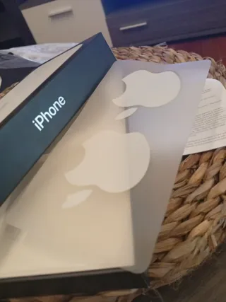 Caja iPhone 13 Pro Max Blanco