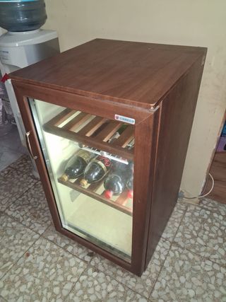 Nevera para vino Coreco