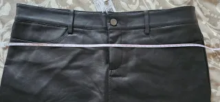 Falda Mango Piel Negra