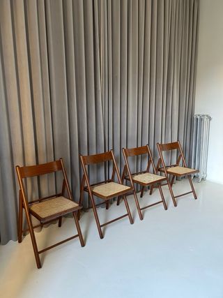 Sillas plegables madera y mimbre