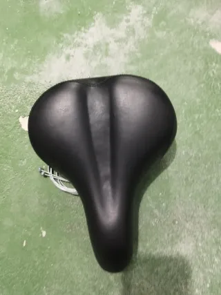 Sillín de bicicleta negro