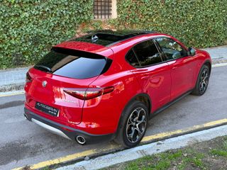Alfa Romeo Stelvio Q4 con 210CV