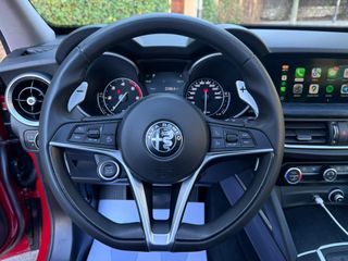 Alfa Romeo Stelvio Q4 con 210CV