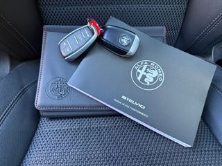 Alfa Romeo Stelvio Q4 con 210CV