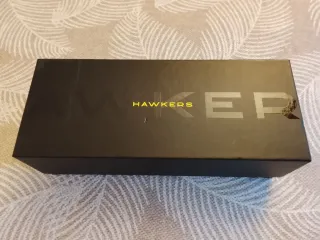 Gafas de sol Hawkers negras y rojas