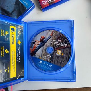 PS4 (PlayStation 4 Slim 1T) Negra + Juegos