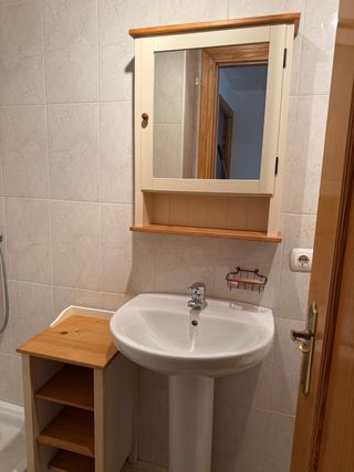 Mueble de baño madera y cristal