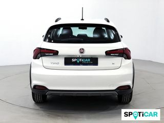 Fiat Tipo City Cross 1.5 Hybrid 97kW (130CV) DCT