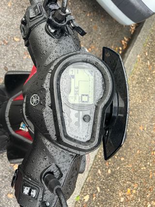 Yamaha RayZR 125cc Moto Roja