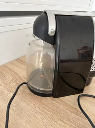 Cafetera Krups Nespresso Negra