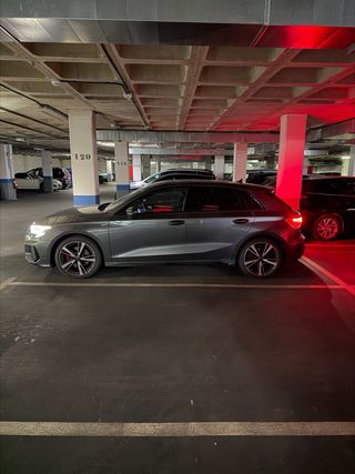 Plaza de Garaje en Parque Alfredo Nobel